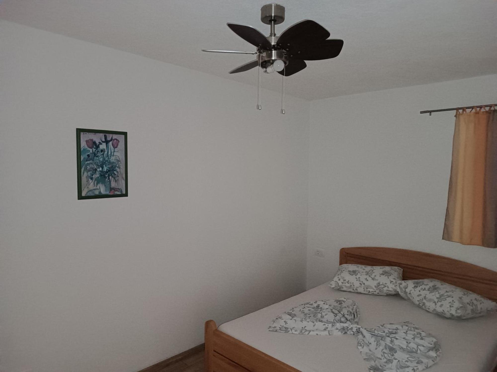Apartments Solta Necujam Phòng bức ảnh